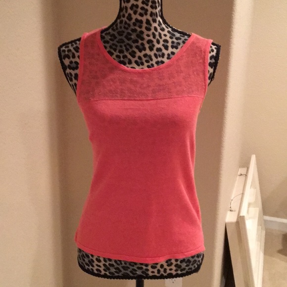 Lightweight sweater top. - Picture 1 of 4